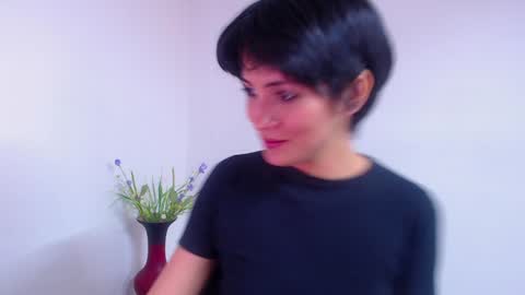 Sara online show from January 14, 2025, 7:21 pm