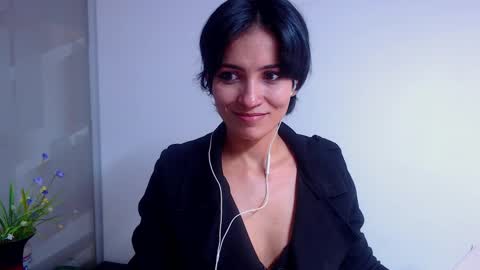 Sara online show from February 26, 2025, 8:54 pm