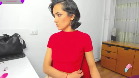 Sara online show from October 3, 2025, 1:08 pm