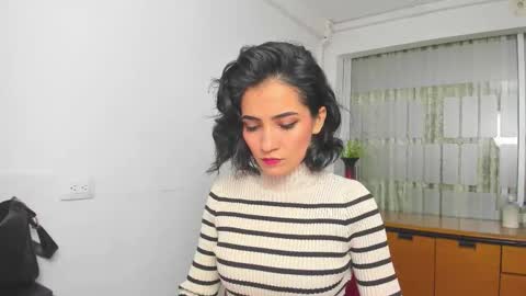 Sara online show from November 26, 2025, 7:15 pm