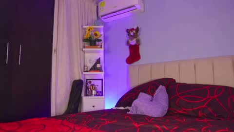 HANNA  online show from December 27, 2024, 10:48 pm