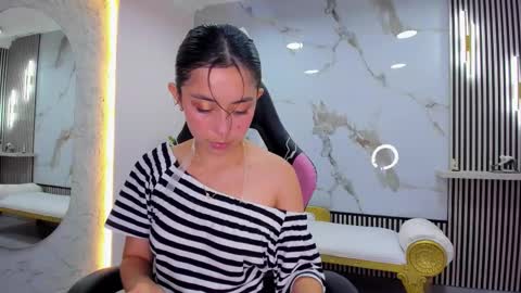 Hanna online show from November 11, 2025, 6:30 pm