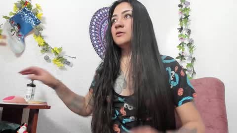 Snapshot of hanna_moore1 chatting on December 26, 2024, 3:31 pm Camila online show from December 26, 2024, 3:31 pm