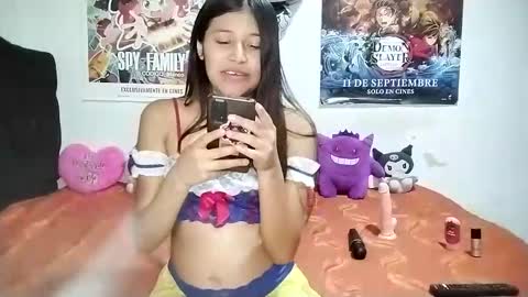 Snapshot of hanna_ross28 chatting on November 8, 2025, 4:18 pm Hanna online show from November 8, 2025, 4:18 pm