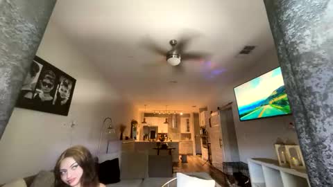 hannababy23 online show from October 16, 2025, 6:09 pm
