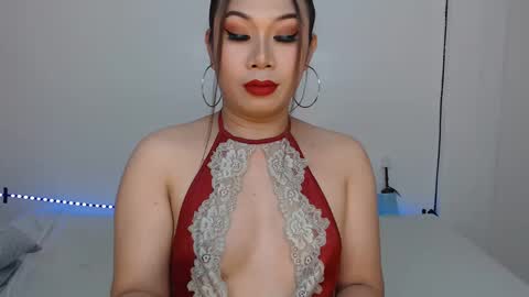 Hannah online show from February 1, 2025, 2:37 am