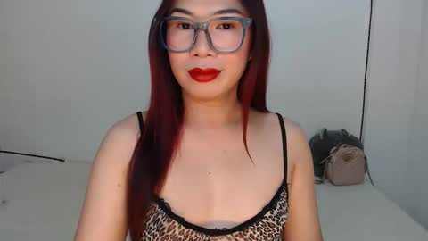 Hannah online show from September 18, 2025, 2:13 am