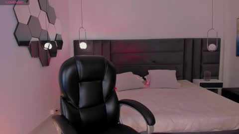  Hanna Connor  online show from January 13, 2026, 9:20 pm