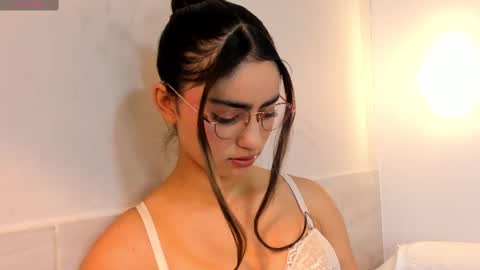 Hanna Connor online show from September 30, 2025, 11:37 am