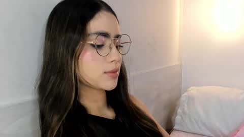 Hanna Connor online show from October 3, 2025, 11:51 am