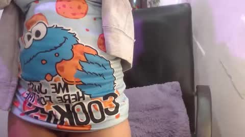 SARA  online show from December 1, 2025, 5:34 am