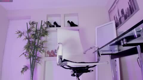 Snapshot of hannah_hcb chatting on February 12, 2026, 9:37 am HANNAH HOWELL online show from February 12, 2026, 9:37 am