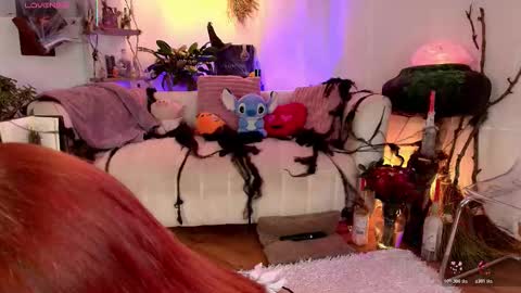 hannah_lovee online show from October 28, 2025, 2:48 am