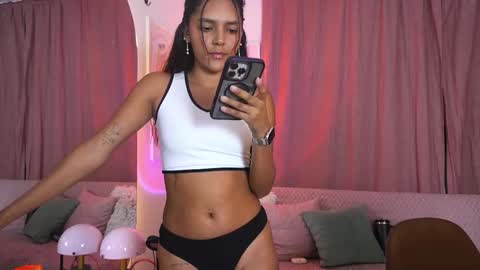 HANNAH online show from March 3, 2026, 12:06 am