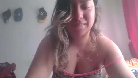 Snapshot of hannahevans2 chatting on February 5, 2026, 2:22 pm hannahevans2 online show from February 5, 2026, 2:22 pm