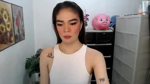 HANNAH online show from April 26, 2026, 11:46 pm