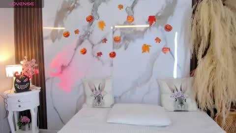 Hannahill69 online show from October 23, 2025, 4:45 am