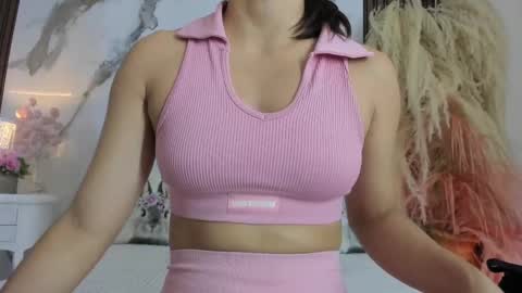 Hannahill69 online show from November 21, 2025, 4:55 am