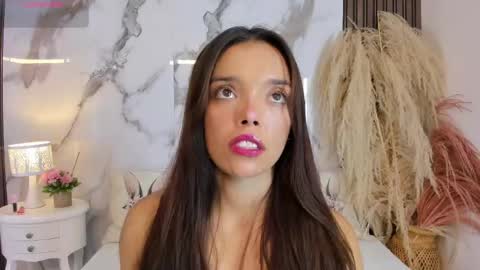 Hannahill69 online show from May 30, 2026, 4:53 am