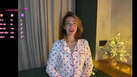 hannahinto online show from December 14, 2025, 3:56 am