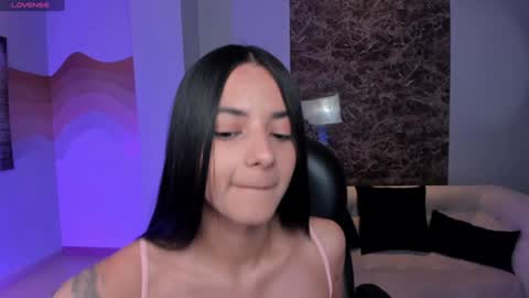 HANNAH J online show from February 6, 2025, 9:49 pm