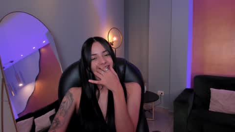 HANNAH J online show from February 20, 2025, 1:25 am