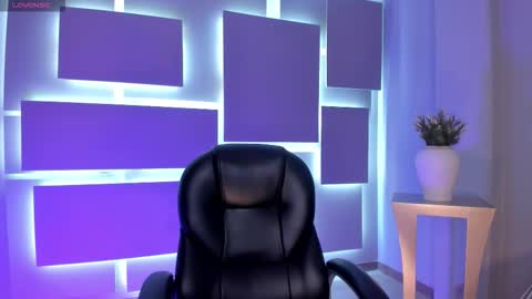 HANNAH J online show from September 24, 2025, 7:06 pm