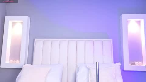 HannaPaola online show from October 3, 2025, 10:40 pm