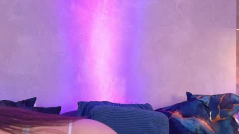 hannaprada1 online show from April 2, 2026, 11:30 am