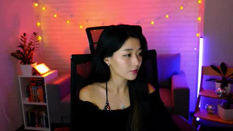 hannarosie online show from October 16, 2025, 5:58 pm