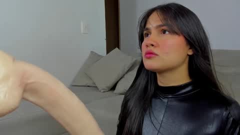 Hanna online show from October 30, 2025, 1:56 pm