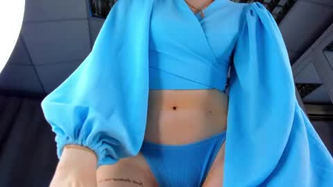 Hannavanilla online show from May 12, 2026, 8:33 am