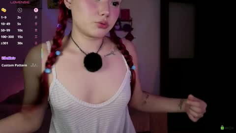 Snapshot of hanny__bunny chatting on May 27, 2026, 11:35 pm HANNY online show from May 27, 2026, 11:35 pm