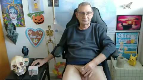 charly online show from September 30, 2025, 10:42 am