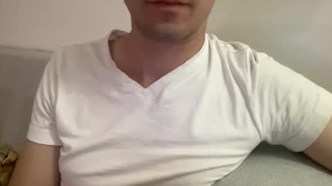 Snapshot of hansimglueck696969 chatting on September 14, 2025, 9:58 pm hansimglueck696969 online show from September 14, 2025, 9:58 pm