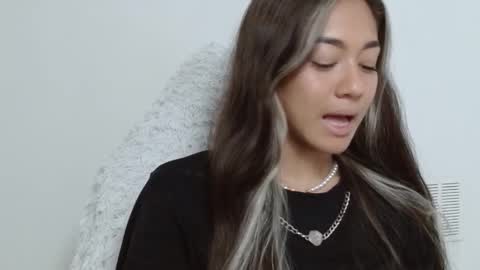 Anto online show from November 10, 2025, 2:38 pm