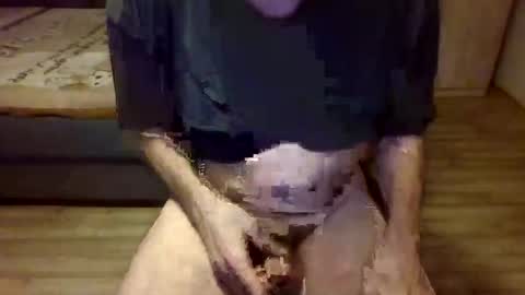 hanzik1954 online show from December 25, 2024, 6:09 pm