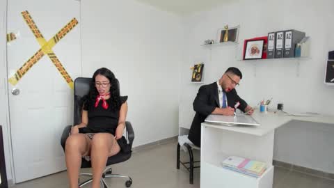 Happer Quinn  Mr Hale online show from December 1, 2025, 5:51 pm