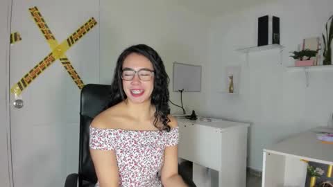 Happer Quinn  Mr Hale online show from December 23, 2025, 8:45 am