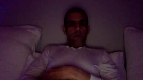 Snapshot of happy2334 chatting on February 3, 2026, 11:26 am skysky6969 online show from February 3, 2026, 11:26 am