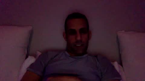 Snapshot of happy2334 chatting on February 15, 2026, 2:58 pm skysky6969 online show from February 15, 2026, 2:58 pm