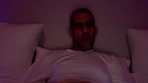 Snapshot of happy2334 chatting on February 18, 2026, 5:42 pm skysky6969 online show from February 18, 2026, 5:42 pm