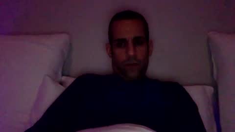 Snapshot of happy2334 chatting on February 21, 2026, 5:58 pm skysky6969 online show from February 21, 2026, 5:58 pm