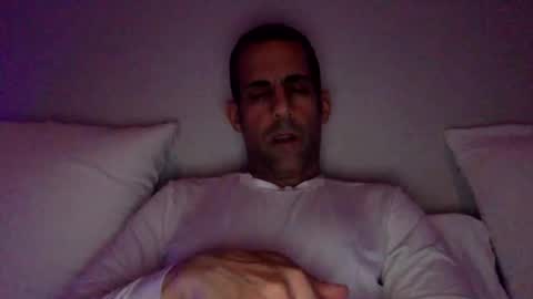 Snapshot of happy2334 chatting on February 26, 2026, 9:30 am skysky6969 online show from February 26, 2026, 9:30 am