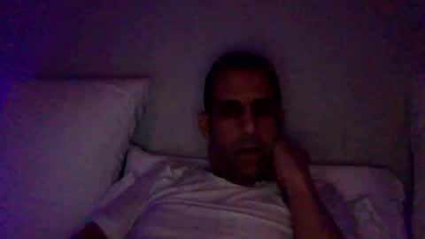 Snapshot of happy2334 chatting on March 7, 2026, 5:32 pm skysky6969 online show from March 7, 2026, 5:32 pm