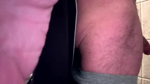 Snapshot of happyhogan1 chatting on February 1, 2026, 2:32 am Jhonassmann12 online show from February 1, 2026, 2:32 am