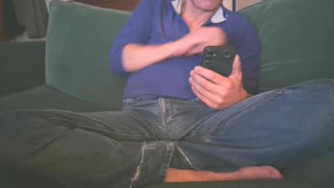 mark online show from October 24, 2025, 9:11 pm