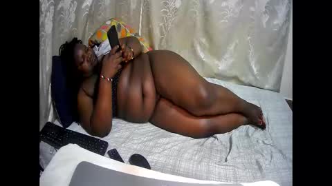 happysonia online show from November 16, 2025, 10:10 am