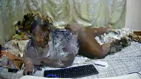 happysonia online show from February 26, 2026, 8:41 pm