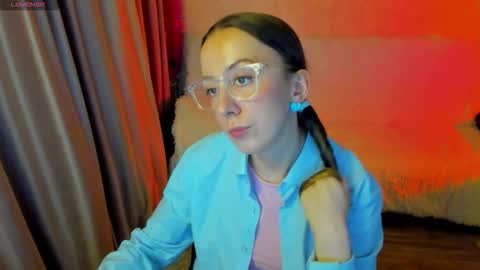 Stephanie online show from November 24, 2025, 5:34 pm